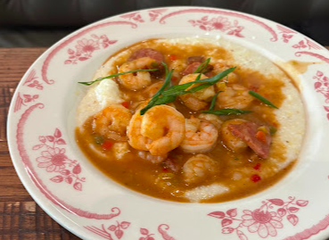 Poogan's Porch signature dishes Pimento Cheese Fritters
Steak Tartare
Award-Winning Shrimp & Grits